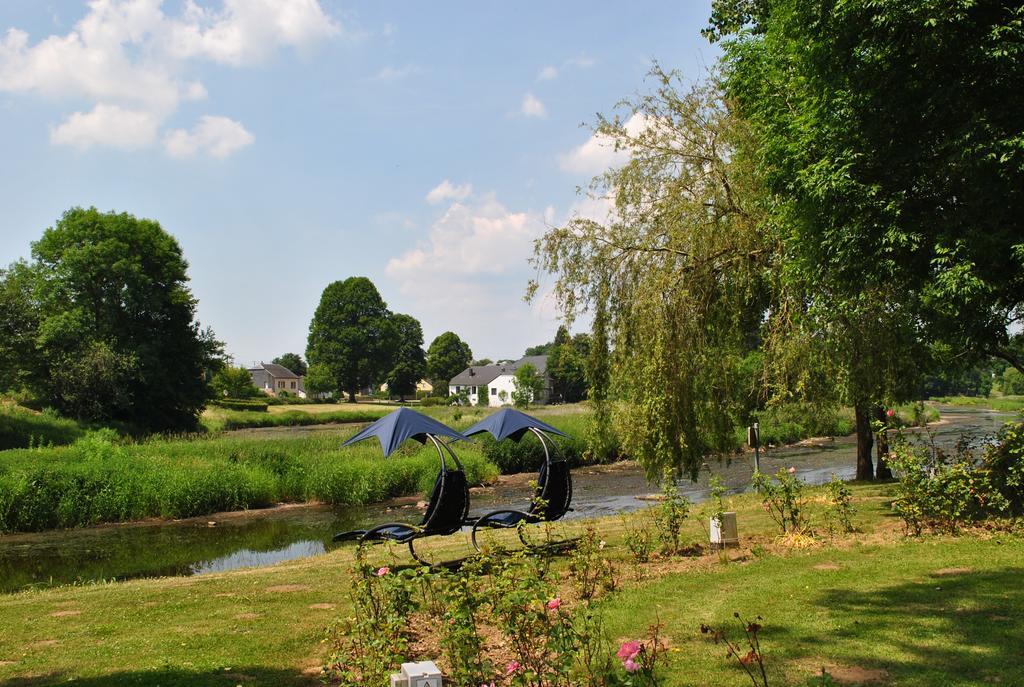 La Roseraie. Gaume-Ardenne-Lacuisine Sur Semois. Флоранвіль Екстер'єр фото